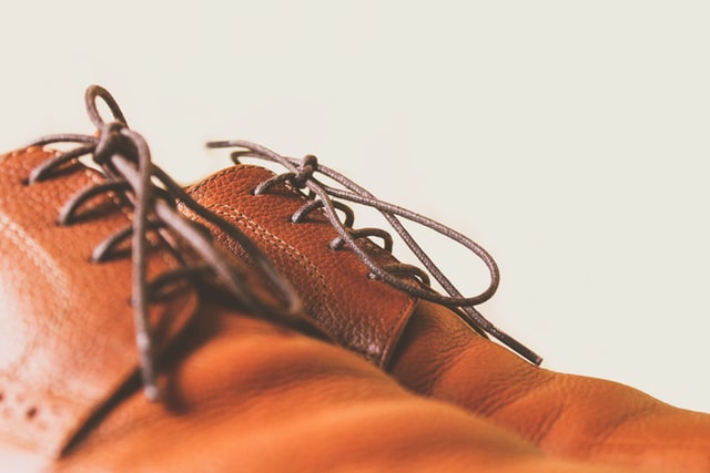 Cómo evitar que los zapatos de cuero sintético se pelen