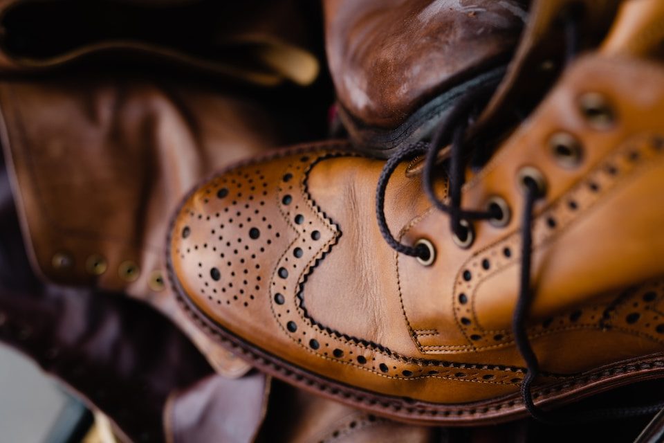 Cuidado y Mantenimiento de los Zapatos de Hombre